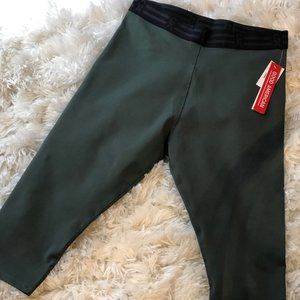 Good American Olive Green Icon Capri Leggings 5